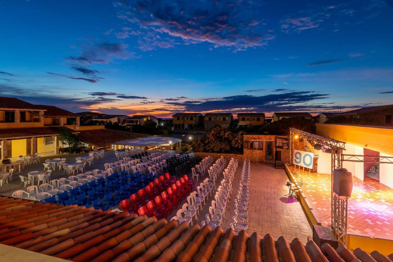 Mimose Beach Village Badesi Zewnętrze zdjęcie