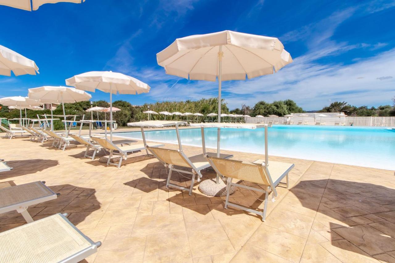 Mimose Beach Village Badesi Zewnętrze zdjęcie