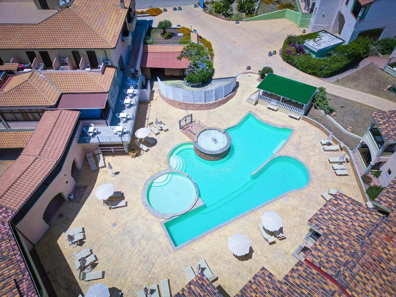 Mimose Beach Village Badesi Zewnętrze zdjęcie