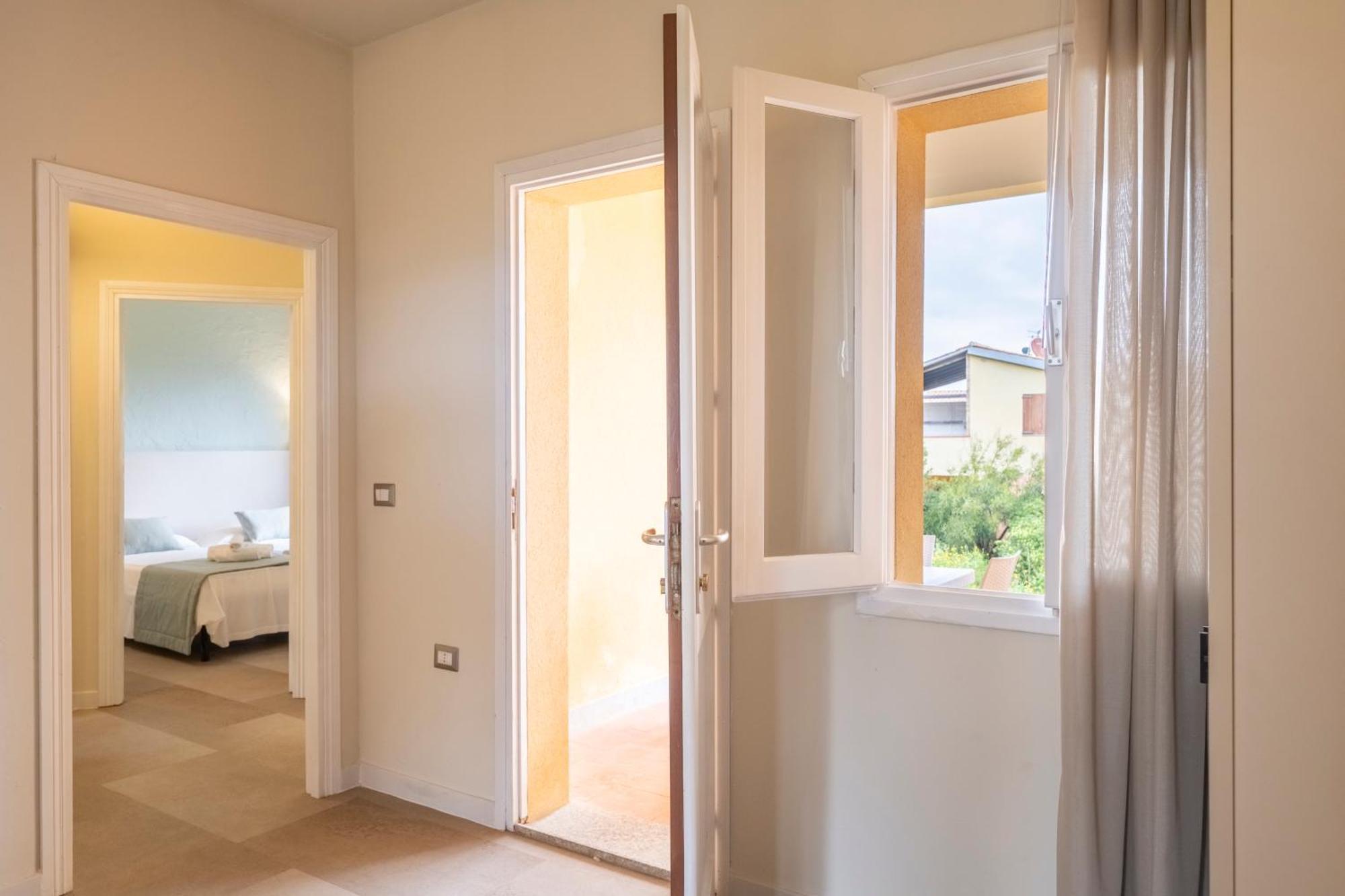Mimose Beach Village Badesi Zewnętrze zdjęcie