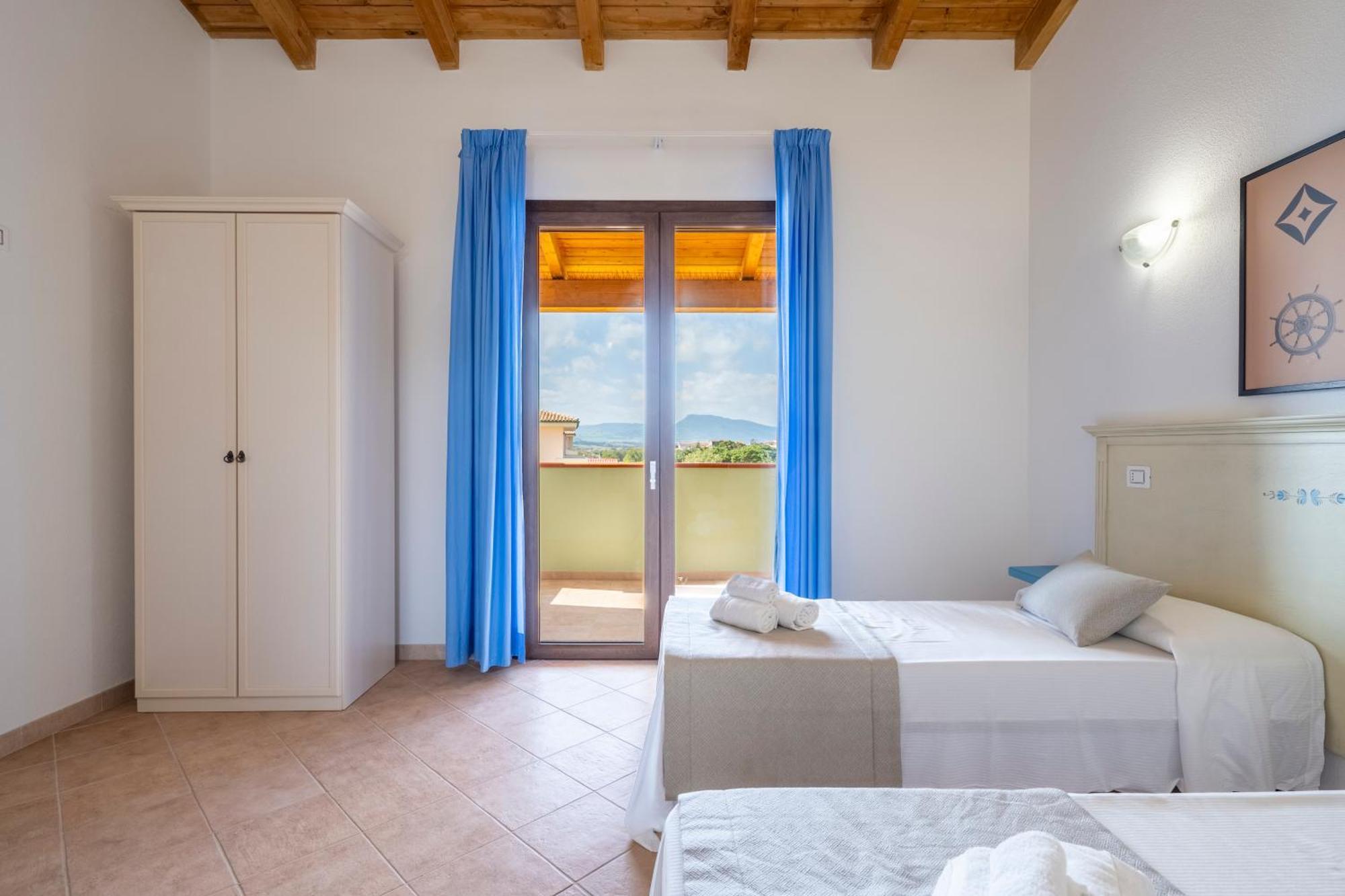 Mimose Beach Village Badesi Zewnętrze zdjęcie